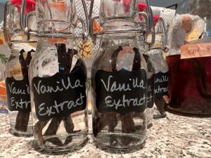 #diy #vanillaextract Make it now for Christmas gifts